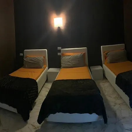 Mo' Affittacamere-tavola Calda-caffetteria Guest house *
